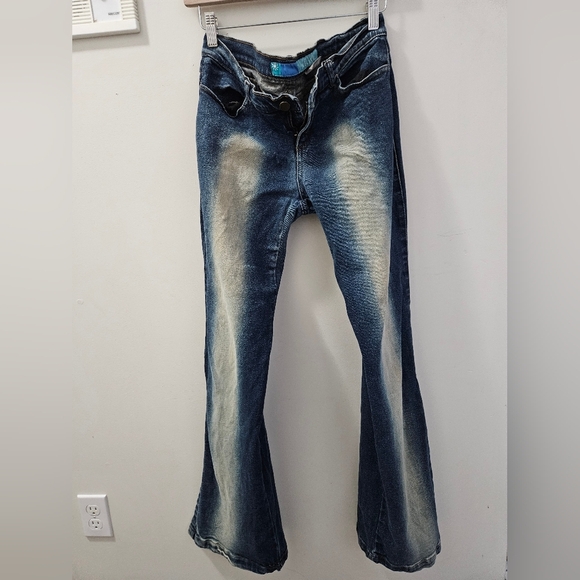 Y2K Vintage Delia's split leg denim, mud rinse sz. 9/10 - Picture 10 of 16